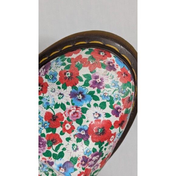 Dr. Martens Size 8 Women's White Floral Boho Combat Boots Pascal Fairy Grunge - Picture 8 of 16